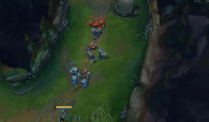 Fantastische vrouwelijke krijger met een gloeiend zwaard en een wapperende cape, die heldhaftig staat in een magische slagveldomgeving.