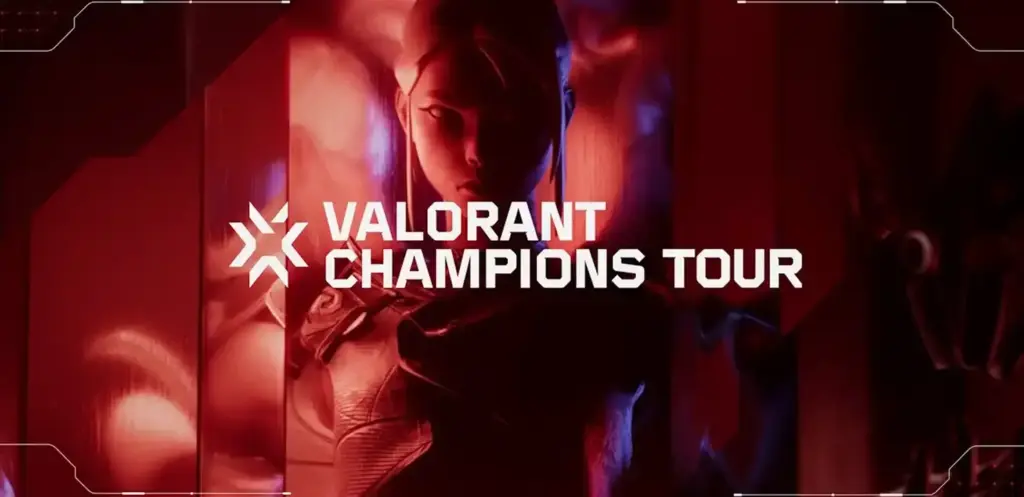 Gestileerde esports-scène met competitieve Valorant-spelers en dramatische rode verlichting die de sfeer van een professioneel tactisch schiettoernooi weergeeft.